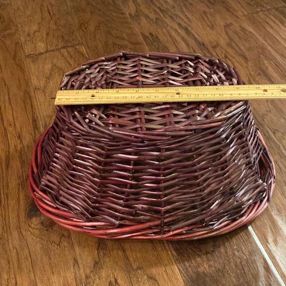 Woven basket side carry handles red mahogany dark walnut size approx 15” x 12”​ - Picture 12 of 13